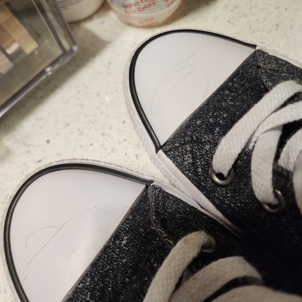 Womens Airwalk Black and White Sneakers - Picture 7 of 7